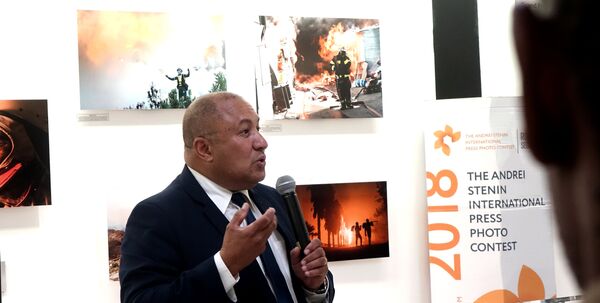Выставка работ лучших молодых фотографов мира по версии российского конкурса имени Андрея Стенина открылась в южноафриканском Йоханнесбурге. 14 февраля 2019 Выставка работ лучших молодых фотографов мира по версии российского конкурса имени Андрея Стенина открылась в южноафриканском Йоханнесбурге. 14 февраля 2019