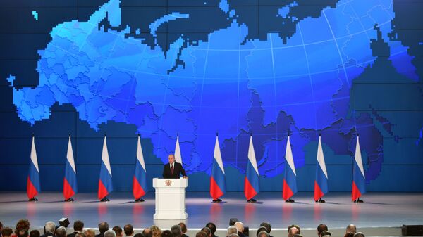 Президент РФ Владимир Путин выступает с ежегодным посланием Федеральному Собранию Президент РФ Владимир Путин выступает с ежегодным посланием Федеральному Собранию
