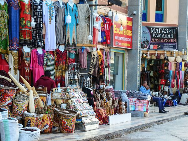 Уличная торговля в Шарм-эль-Шейхе Уличная торговля в Шарм-эль-Шейхе