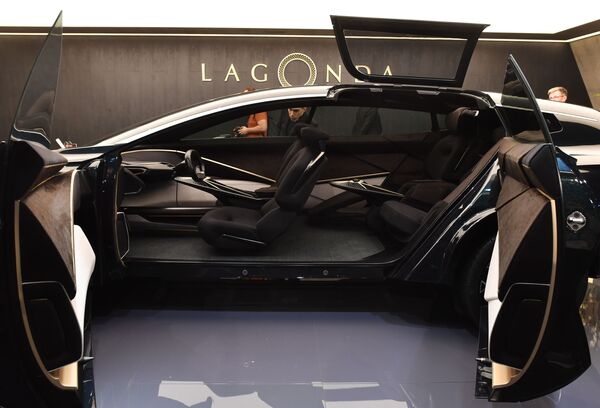 Кроссовер Lagonda All-Terrain на Международном Женевском автосалоне 2019 Кроссовер Lagonda All-Terrain на Международном Женевском автосалоне 2019