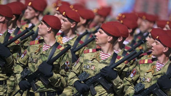 Парадный расчет Войск национальной гвардии Российской Федерации на военном параде, посвященном 73-й годовщине Победы в Великой Отечественной войне 1941-1945 годов Парадный расчет Войск национальной гвардии Российской Федерации на военном параде, посвященном 73-й годовщине Победы в Великой Отечественной войне 1941-1945 годов