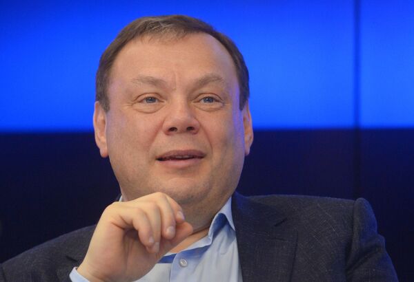 Председатель Наблюдательного совета Консорциума Альфа-Групп Михаил Фридман Председатель Наблюдательного совета Консорциума Альфа-Групп Михаил Фридман