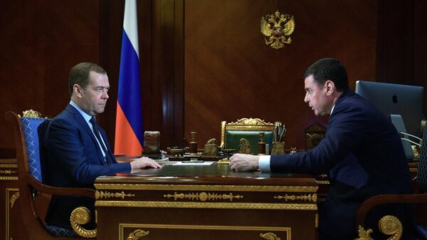 Председатель правительства РФ Дмитрий Медведев и губернатор Ярославской области Дмитрий Миронов во время встречи. 19 марта 2019 Председатель правительства РФ Дмитрий Медведев и губернатор Ярославской области Дмитрий Миронов во время встречи. 19 марта 2019