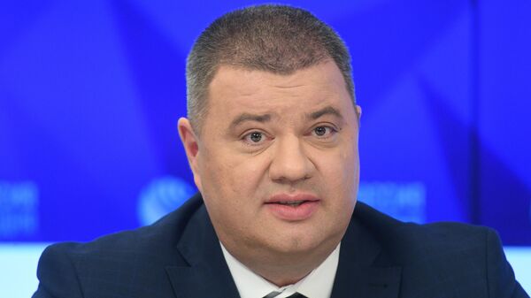 Подполковник СБУ Василий Прозоров на пресс-конференции в ММПЦ МИА Россия сегодня в Москве по событиям на постмайданной Украине. 25 марта 2019 Подполковник СБУ Василий Прозоров на пресс-конференции в ММПЦ МИА Россия сегодня в Москве по событиям на постмайданной Украине. 25 марта 2019
