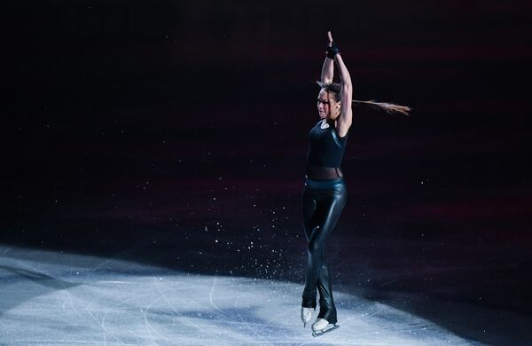 Алина Загитова (Россия) участвует в показательных выступлениях на чемпионате мира по фигурному катанию в Сайтаме Алина Загитова (Россия) участвует в показательных выступлениях на чемпионате мира по фигурному катанию в Сайтаме
