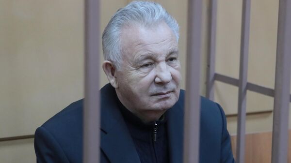 Подозреваемый в хищении средств ПАО НК Роснефть Виктор Ишаев в суде Подозреваемый в хищении средств ПАО НК Роснефть Виктор Ишаев в суде