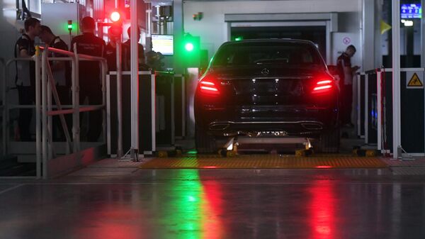 Открытие завода по производству легковых автомобилей Mercedes Открытие завода по производству легковых автомобилей Mercedes