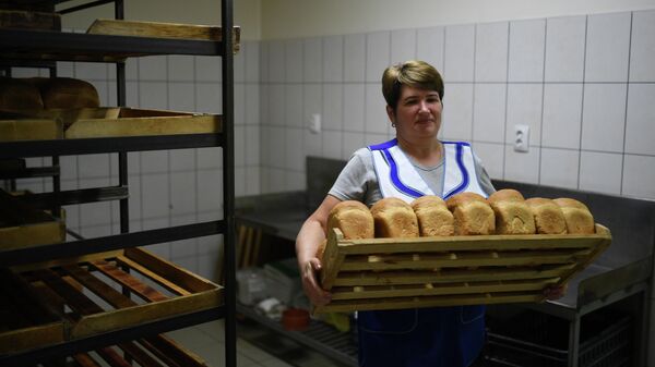 Выпечка хлеба в деревне Аполлоновка