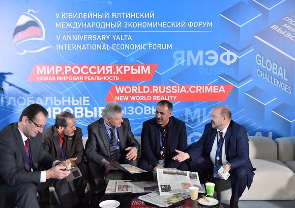 Участники Ялтинского международного экономического форума Участники Ялтинского международного экономического форума