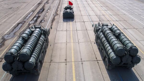 Зенитные ракетные комплексы С-400 Зенитные ракетные комплексы С-400