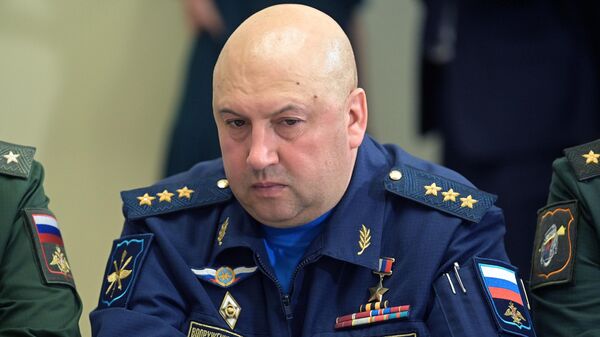 Главнокомандующий Воздушно-космическими силами РФ генерал-полковник Сергей Суровикин Главнокомандующий Воздушно-космическими силами РФ генерал-полковник Сергей Суровикин