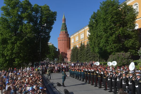 Открытие программы «Военные оркестры в парках» Открытие программы «Военные оркестры в парках»