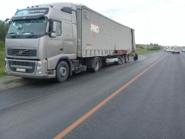 ДТП на трассе Сызрань - Саратов - Волгоград в Красноармейском районе Саратовской области. 25 мая 2019 ДТП на трассе Сызрань - Саратов - Волгоград в Красноармейском районе Саратовской области. 25 мая 2019