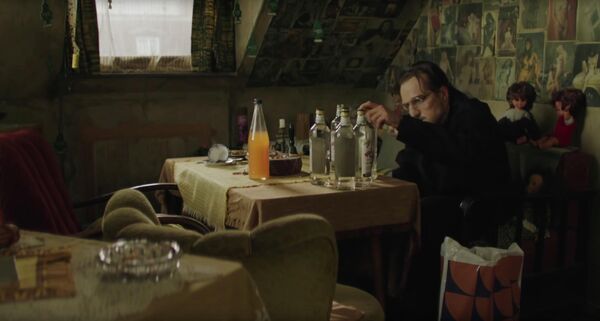 Кадр из фильма Золотая перчатка Кадр из фильма Золотая перчатка