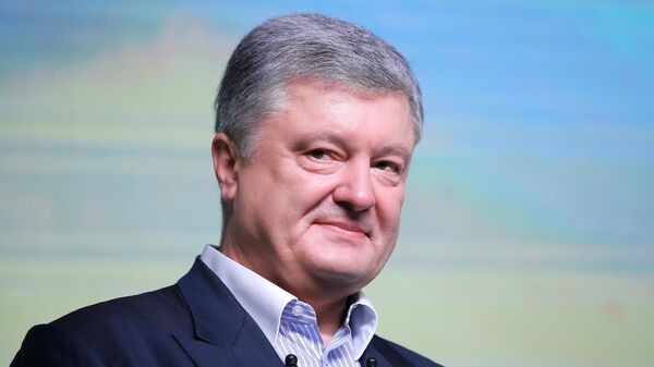 Петр Порошенко на съезде партии Европейская солидарность в Киеве. 9 июня 2019 Петр Порошенко на съезде партии Европейская солидарность в Киеве. 9 июня 2019