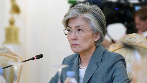 Министр иностранных дел Республики Корея Кан Ген Хва Министр иностранных дел Республики Корея Кан Ген Хва