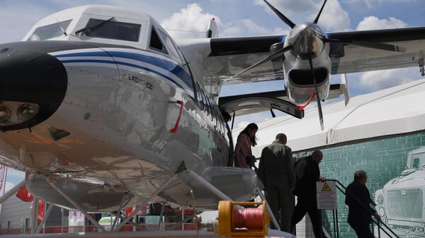 Многоцелевой двухмоторный самолёт Let L-410 Turbolet на Международном военно-техническом форуме Армия-2019 Многоцелевой двухмоторный самолёт Let L-410 Turbolet на Международном военно-техническом форуме Армия-2019
