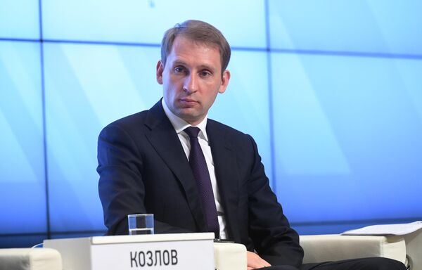 Министр по развитию Дальнего Востока и Арктики Александр Козлов на заседании коллегии Министерства РФ по развитию Дальнего Востока и Арктики в ММПЦ МИА Россия сегодня в Москве. 3 июля 2019 Министр по развитию Дальнего Востока и Арктики Александр Козлов на заседании коллегии Министерства РФ по развитию Дальнего Востока и Арктики в ММПЦ МИА Россия сегодня в Москве. 3 июля 2019
