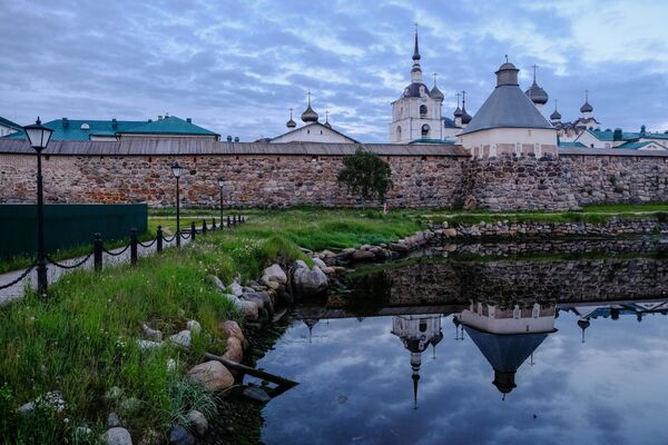 Стены Соловецкого Кремля Стены Соловецкого Кремля