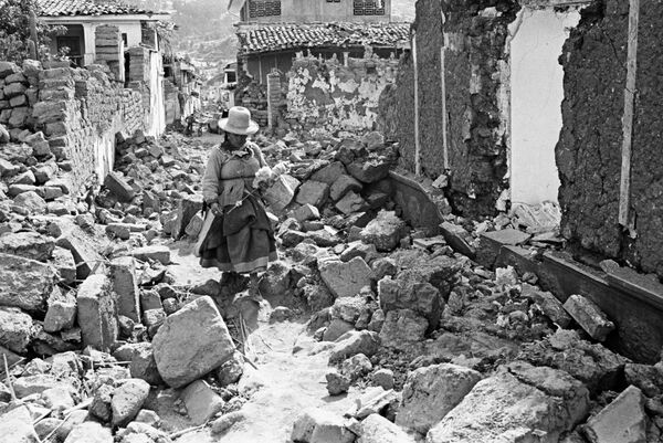 Руины города Уараса после землетрясения, произошедшего 31 мая 1970 года Руины города Уараса после землетрясения, произошедшего 31 мая 1970 года