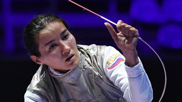 Рапиристка Загидуллина завоевала бронзу на этапе Кубка мира в Казани