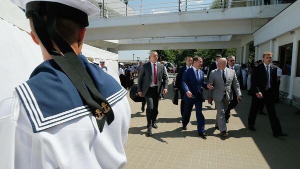 Киев выразил протест из-за поездки Медведева в Крым
