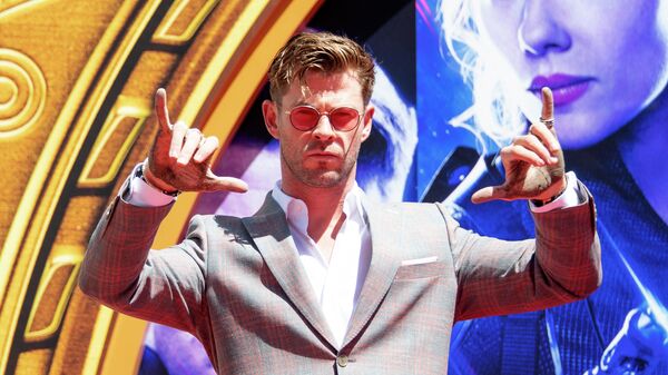 Актер Крис Хемсворт в Marvel Studios Актер Крис Хемсворт в Marvel Studios