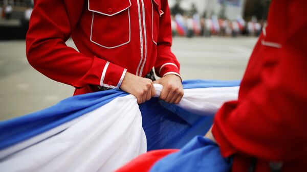 Почётный караул Кубанского казачьего войска на празднование Дня государственного флага Российской Федерации в Краснодаре Почётный караул Кубанского казачьего войска на празднование Дня государственного флага Российской Федерации в Краснодаре