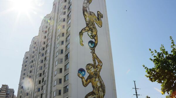 Стрит-арт фестиваль URBAN MORPHOGENESI. Золотые обезьянки – работа художника Дмитрия Левочкина Стрит-арт фестиваль URBAN MORPHOGENESI. Золотые обезьянки – работа художника Дмитрия Левочкина