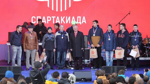 Награждение участников Спартакиады Моспром на территории спорткомплекса Лужники