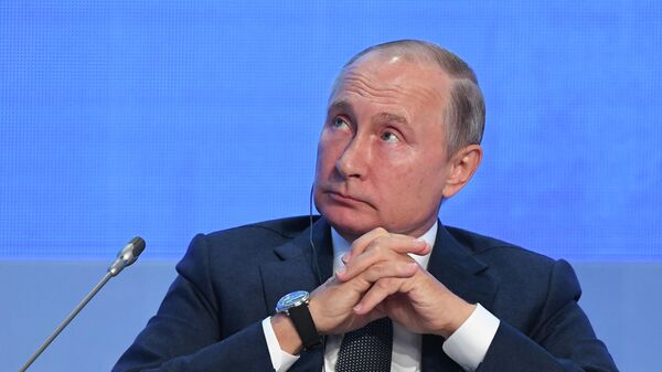 «Плешивый» Путин примерил на себя «рубаху» господина Зеленского