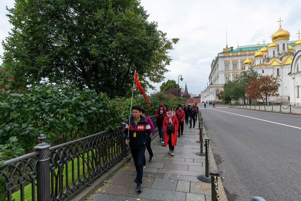 В Кремле у Тайницкого сада. 2019 год В Кремле у Тайницкого сада. 2019 год