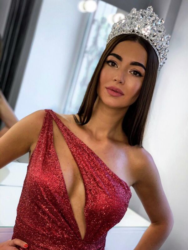 Участница конкурса Миссис Европа 2019 из России Нина Мельникова Участница конкурса Миссис Европа 2019 из России Нина Мельникова