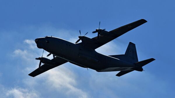 Военно-транспортный самолёт Ан-12 Военно-транспортный самолёт Ан-12