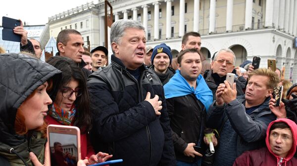 Бывший президент Украины Петр Порошенко на акции Нет Капитуляции против согласования Киевом формулы Штайнмайера Бывший президент Украины Петр Порошенко на акции Нет Капитуляции против согласования Киевом формулы Штайнмайера