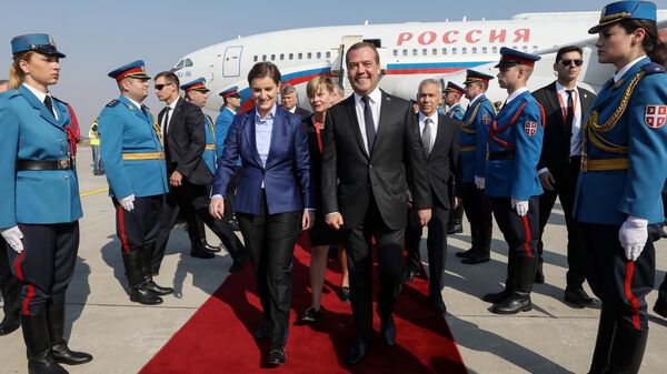 Медведев рассказал о выигрыше российских и сербских аграриев от санкций ЕС
