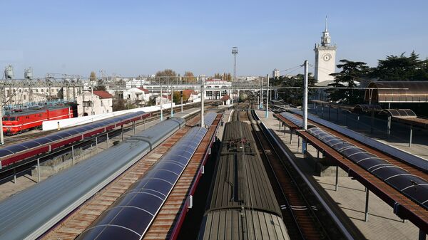 Железнодорожный вокзал в Симферополе
