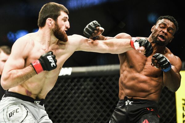 UFC Fight Night в Москве UFC Fight Night в Москве