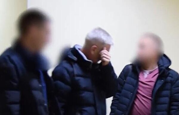 Задержанный генеральный директор частной охранной организации Сириус-А, которая оказывала охранные услуги Амурскому колледжу строительства и жилищно-коммунального хозяйства в Благовещенске Задержанный генеральный директор частной охранной организации Сириус-А, которая оказывала охранные услуги Амурскому колледжу строительства и жилищно-коммунального хозяйства в Благовещенске