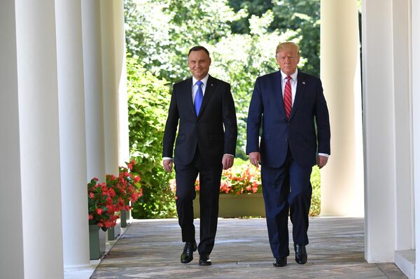 Президент США Дональд Трамп и президент Польши Анджей Дуда в Белом доме США в Вашингтоне Президент США Дональд Трамп и президент Польши Анджей Дуда в Белом доме США в Вашингтоне
