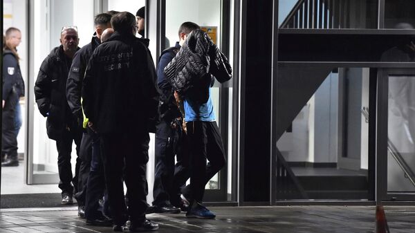 Задержание мужчины, напавшего на врача Фрица фон Вайцзеккер, в больнице в Берлине Задержание мужчины, напавшего на врача Фрица фон Вайцзеккер, в больнице в Берлине