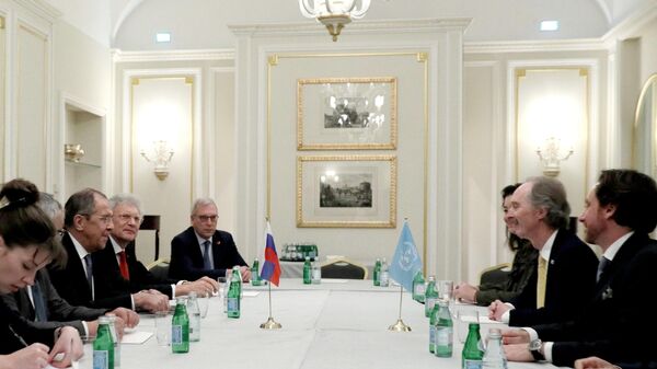 Министр иностранных дел РФ Сергей Лавров и специальный посланник генерального секретаря ООН по Сирии Гейр Педерсен во время встречи в Риме Министр иностранных дел РФ Сергей Лавров и специальный посланник генерального секретаря ООН по Сирии Гейр Педерсен во время встречи в Риме