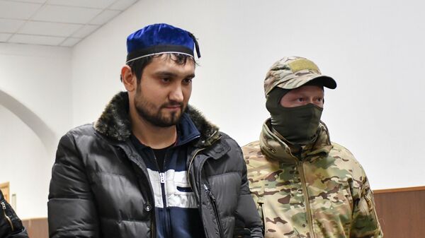Подозреваемый Алихан Белхароев в Басманном районном суде во время избрания меры пресечения по уголовному делу об убийстве в Москве начальника Центра по борьбе с экстремизмом (ЦПЭ) МВД по Ингушетии Ибрагима Эльджаркиева и его брата нейрохирурга Ахмеда Эльджаркиева Подозреваемый Алихан Белхароев в Басманном районном суде во время избрания меры пресечения по уголовному делу об убийстве в Москве начальника Центра по борьбе с экстремизмом (ЦПЭ) МВД по Ингушетии Ибрагима Эльджаркиева и его брата нейрохирурга Ахмеда Эльджаркиева