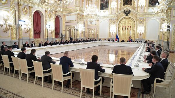Путин предложил бизнесменам поговорить в неформальной обстановке