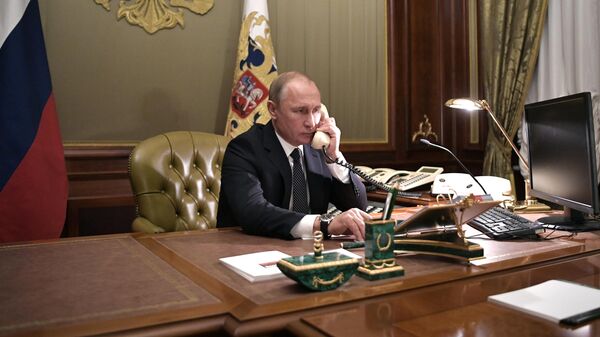 Путин провел телефонный разговор с Меркель