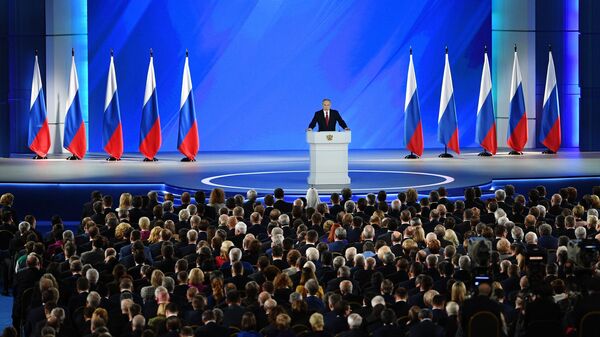 Президент РФ Владимир Путин выступает с ежегодным посланием Федеральному Собранию Президент РФ Владимир Путин выступает с ежегодным посланием Федеральному Собранию