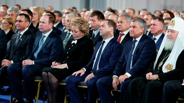 Председатель правительства РФ Дмитрий Медведев во время ежегодного послания президента РФ Владимира Путина Федеральному Собранию Председатель правительства РФ Дмитрий Медведев во время ежегодного послания президента РФ Владимира Путина Федеральному Собранию