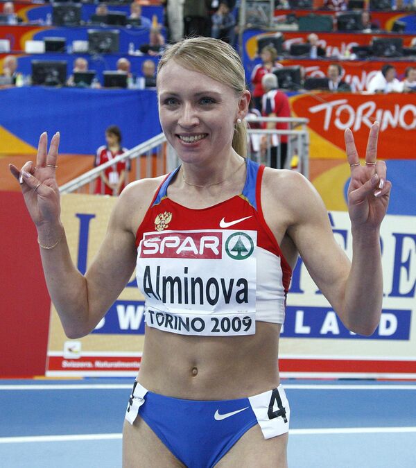 Анна Альминова выиграла золото на дистанции 1500 метров на зимнем ЧЕ по легкой атлетике Анна Альминова выиграла золото на дистанции 1500 метров на зимнем ЧЕ по легкой атлетике