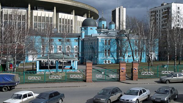 Около 50 тысяч мусульман придут на праздник Курбан-байрам в Московскую Соборную мечеть Около 50 тысяч мусульман придут на праздник Курбан-байрам в Московскую Соборную мечеть