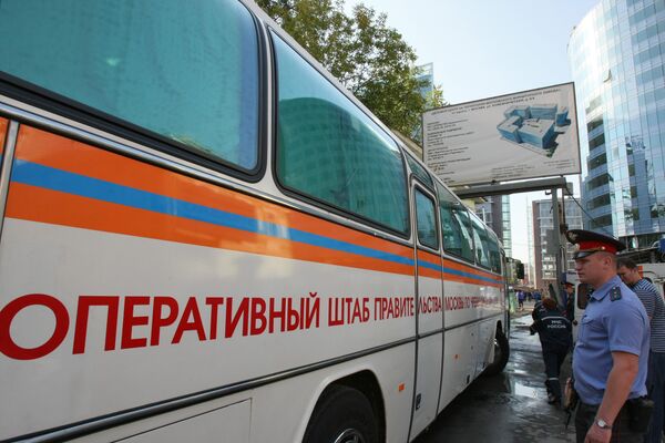 На месте обрушения подземной парковки в Москве На месте обрушения подземной парковки в Москве